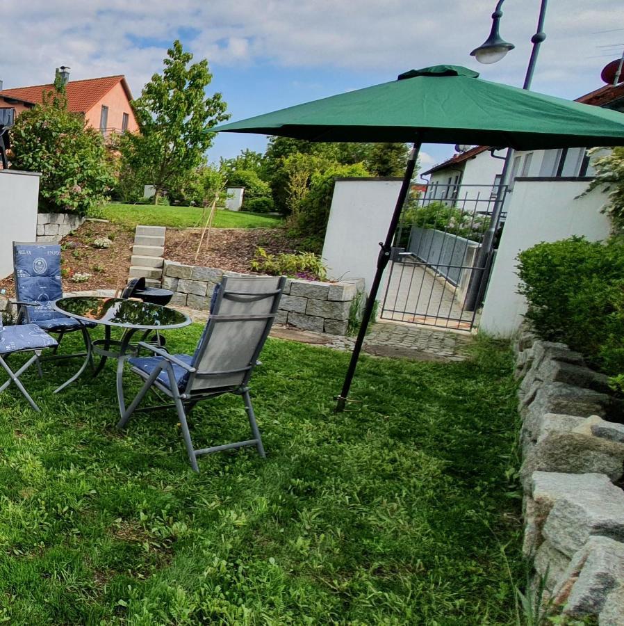 Apartment Charly - Aktivurlaub Im Herzen Bayerns Wolfersdorf Exterior foto